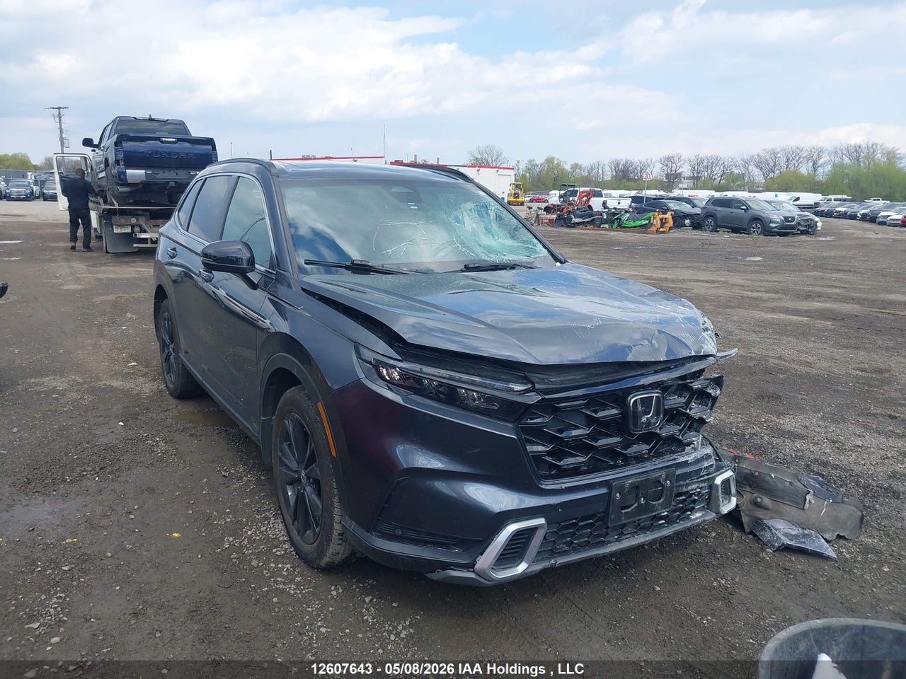 2HKRS6H92RH208808 · 2024 HONDA CR-V TOURING HYBRID