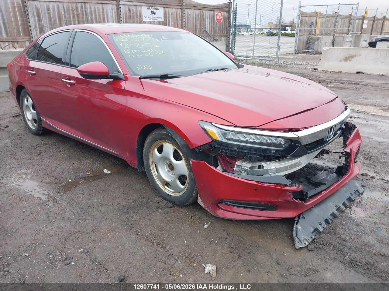 1HGCV1F97JA808272 · 2018 HONDA ACCORD TOURING