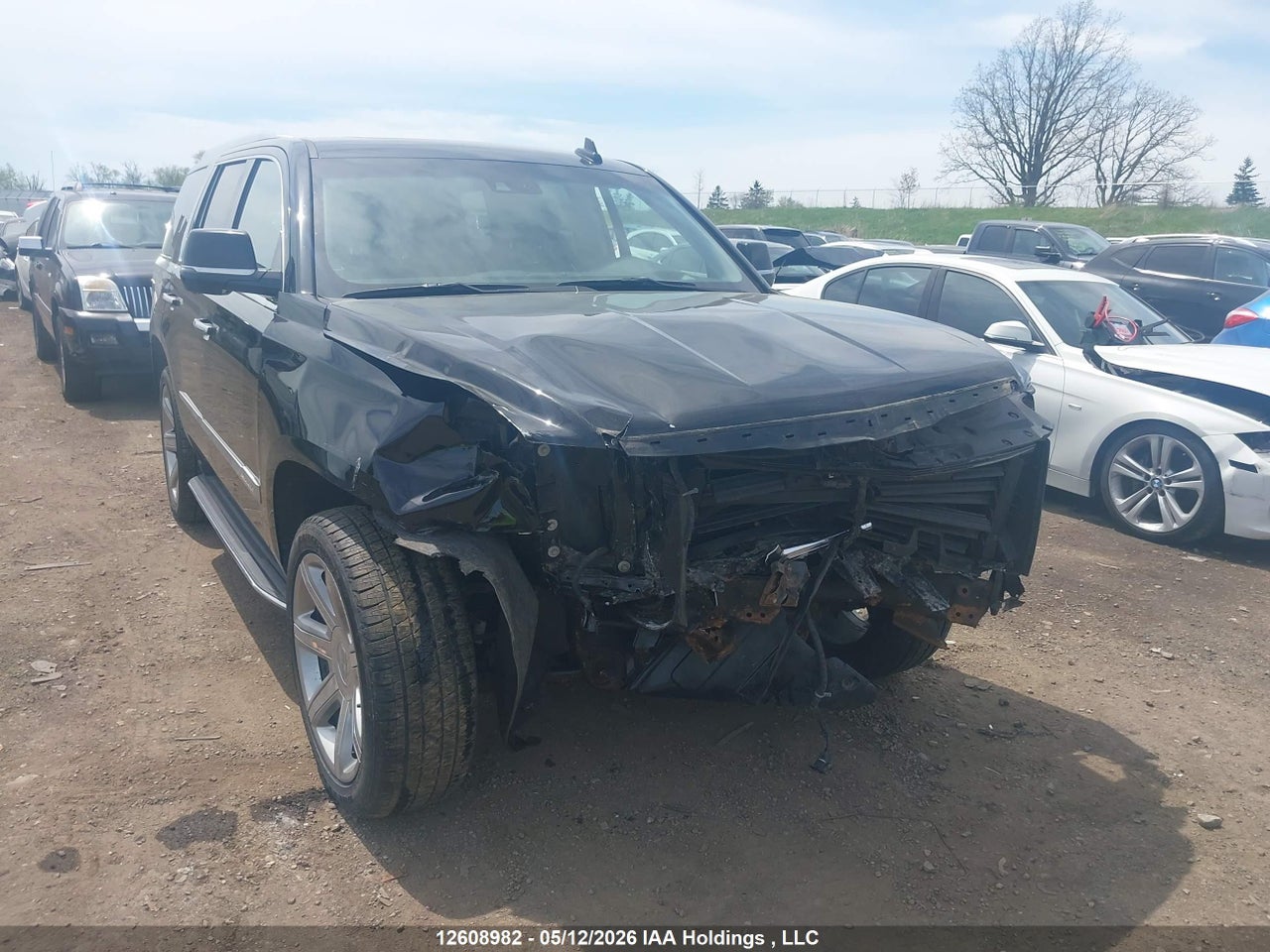 1GYS4CKJXJR165114 · 2018 CADILLAC ESCALADE PREMIUM LUXURY