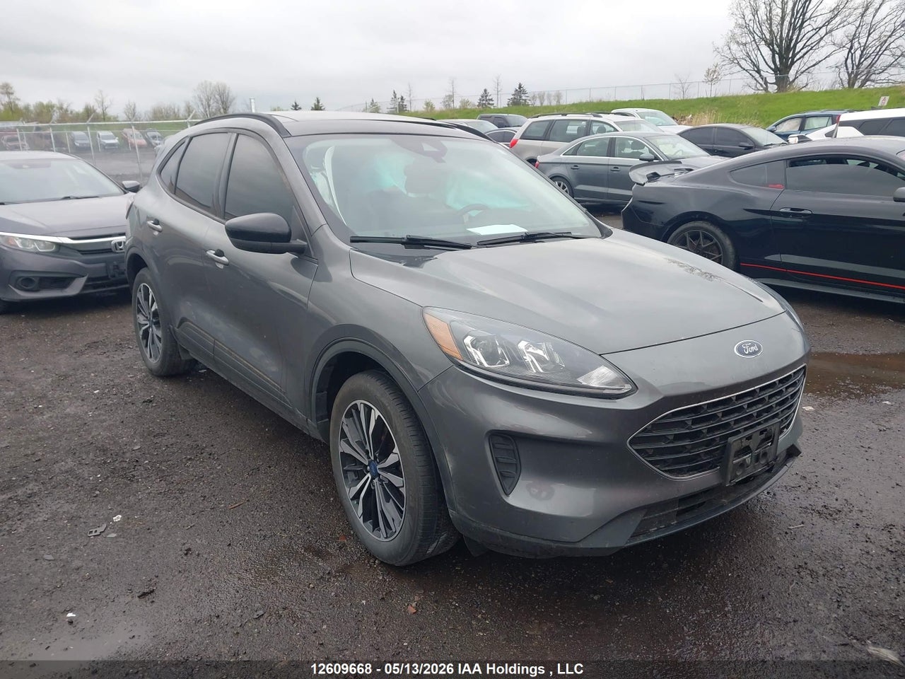 1FMCU9BZ4NUA51028 · 2022 FORD ESCAPE SE HYBRID
