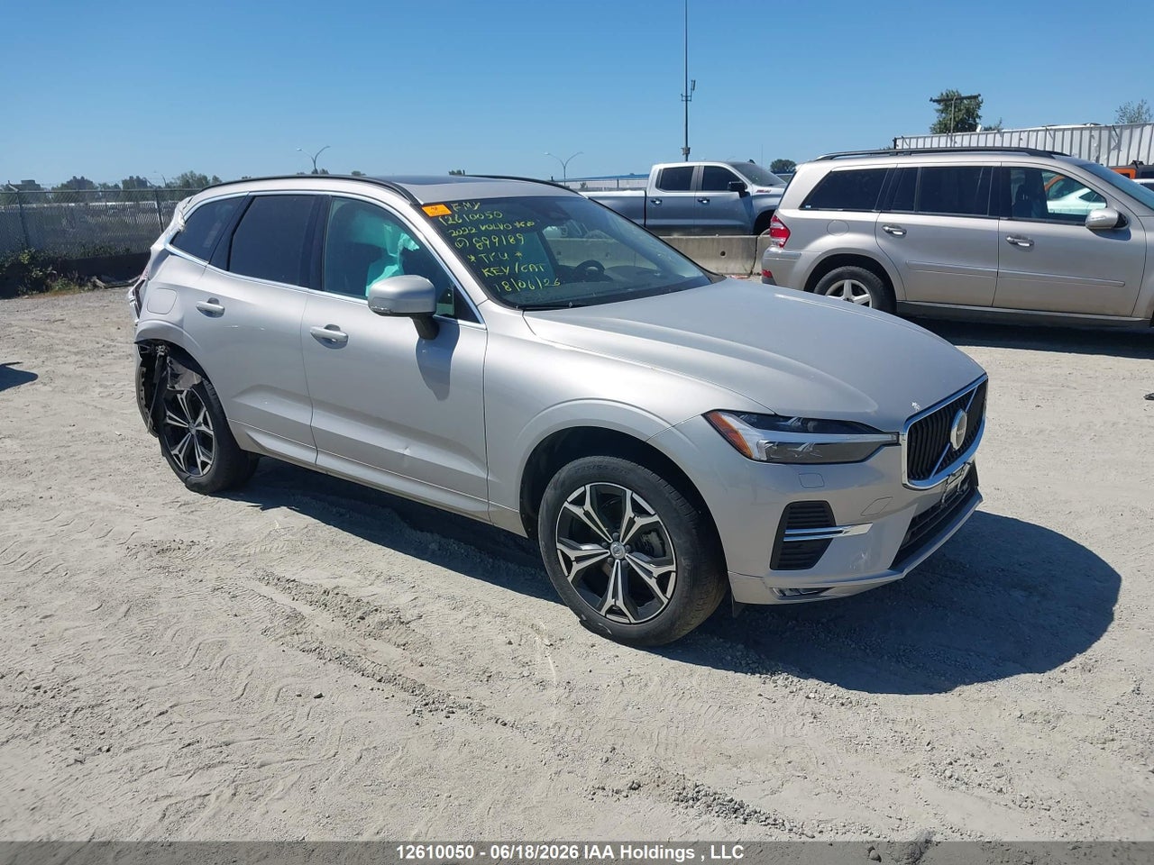 LYVL12RK6NB899189 · 2022 VOLVO XC60 B5 MOMENTUM