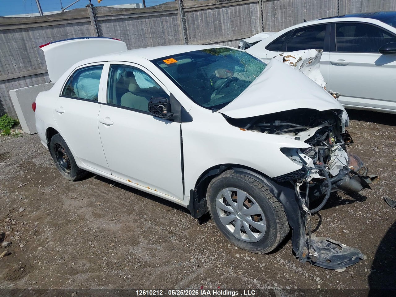 2T1BU4EE9DC005024 · 2013 TOYOTA COROLLA CE