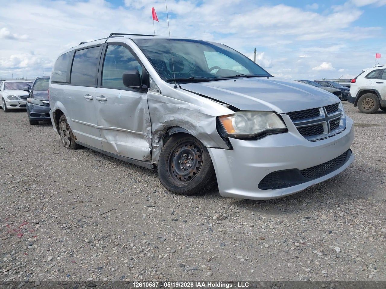 2D4RN4DG6BR778550 · 2011 DODGE GRAND CARAVAN SE/SXT