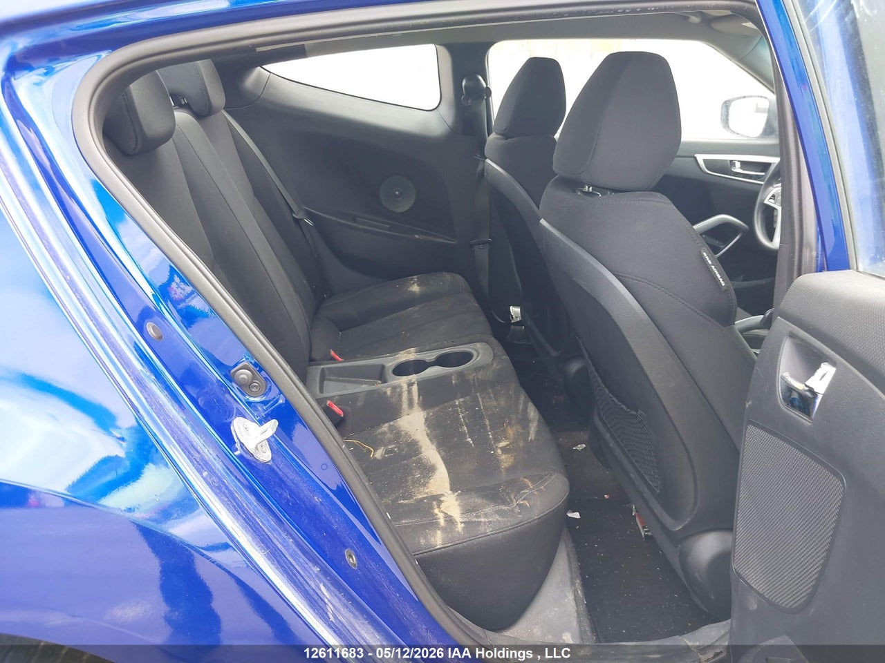 KMHTC6ADXDU090325 · 2013 HYUNDAI VELOSTER · 8/21