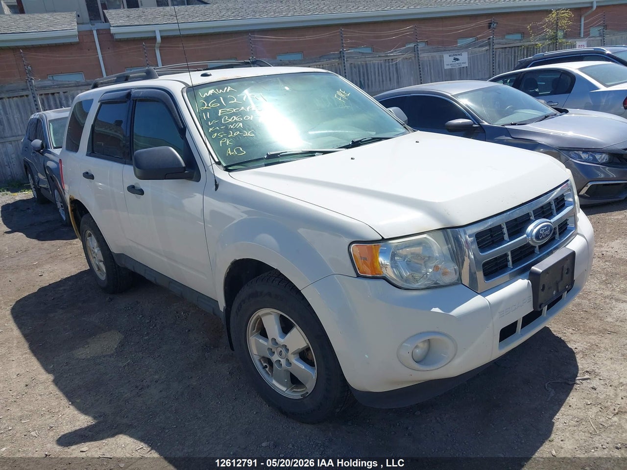 1FMCU0DG3BKB06017 · 2011 FORD ESCAPE XLT AUTOMATIC
