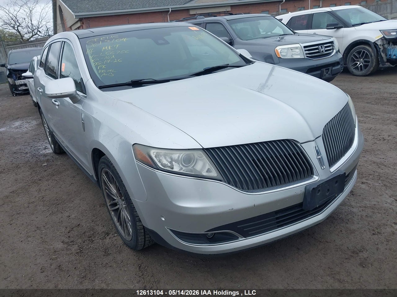 2LMHJ5AT8EBL56756 · 2014 LINCOLN MKT
