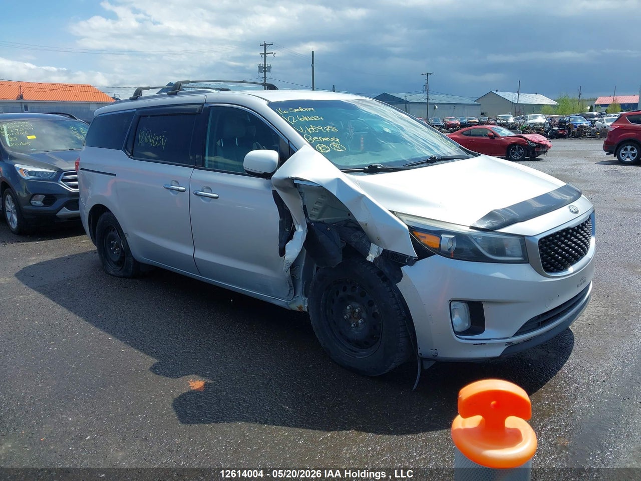 KNDMC5C12G6105978 · 2016 KIA SEDONA SX