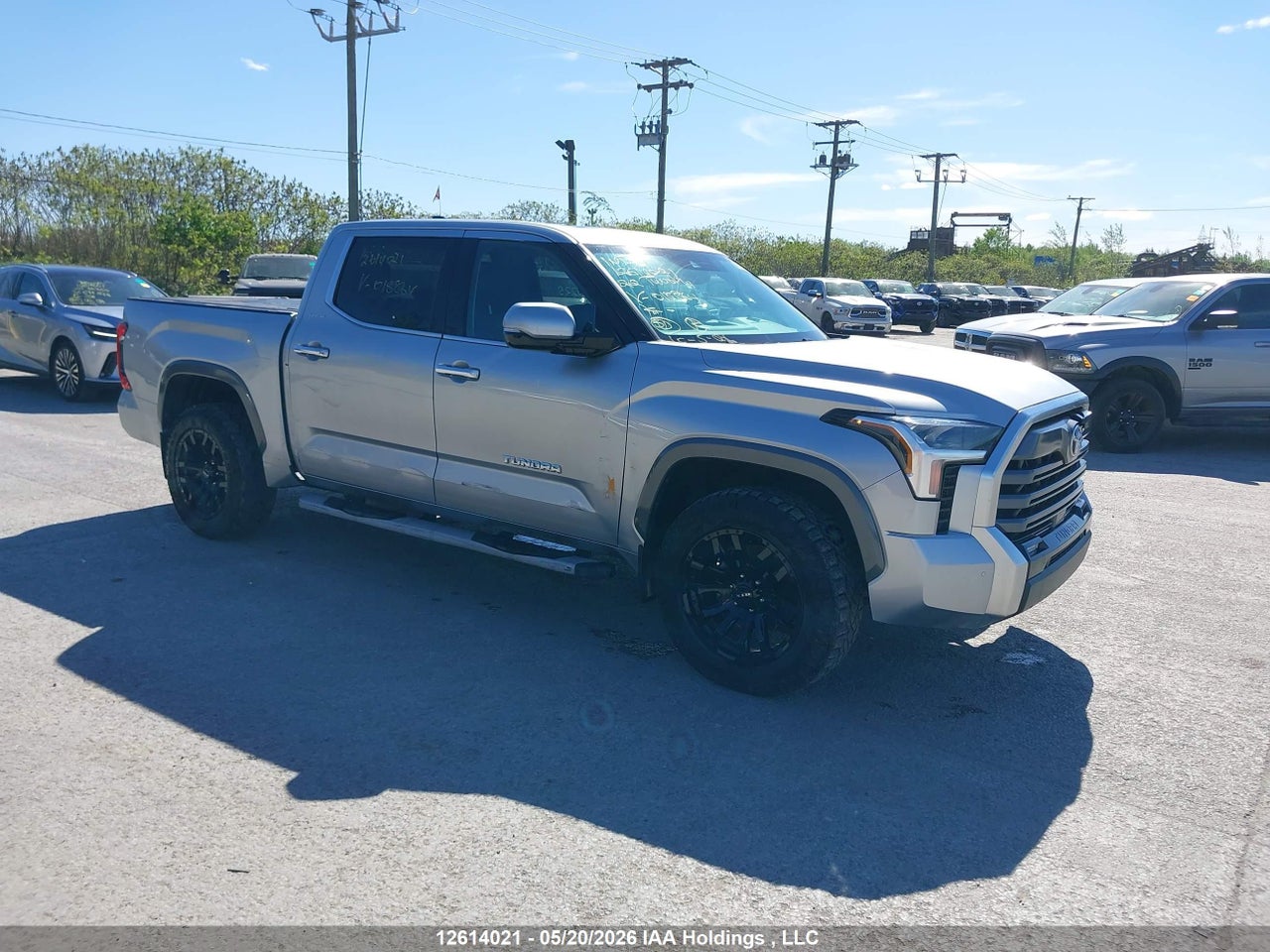 5TFJA5DB2NX018864 · 2022 TOYOTA TUNDRA