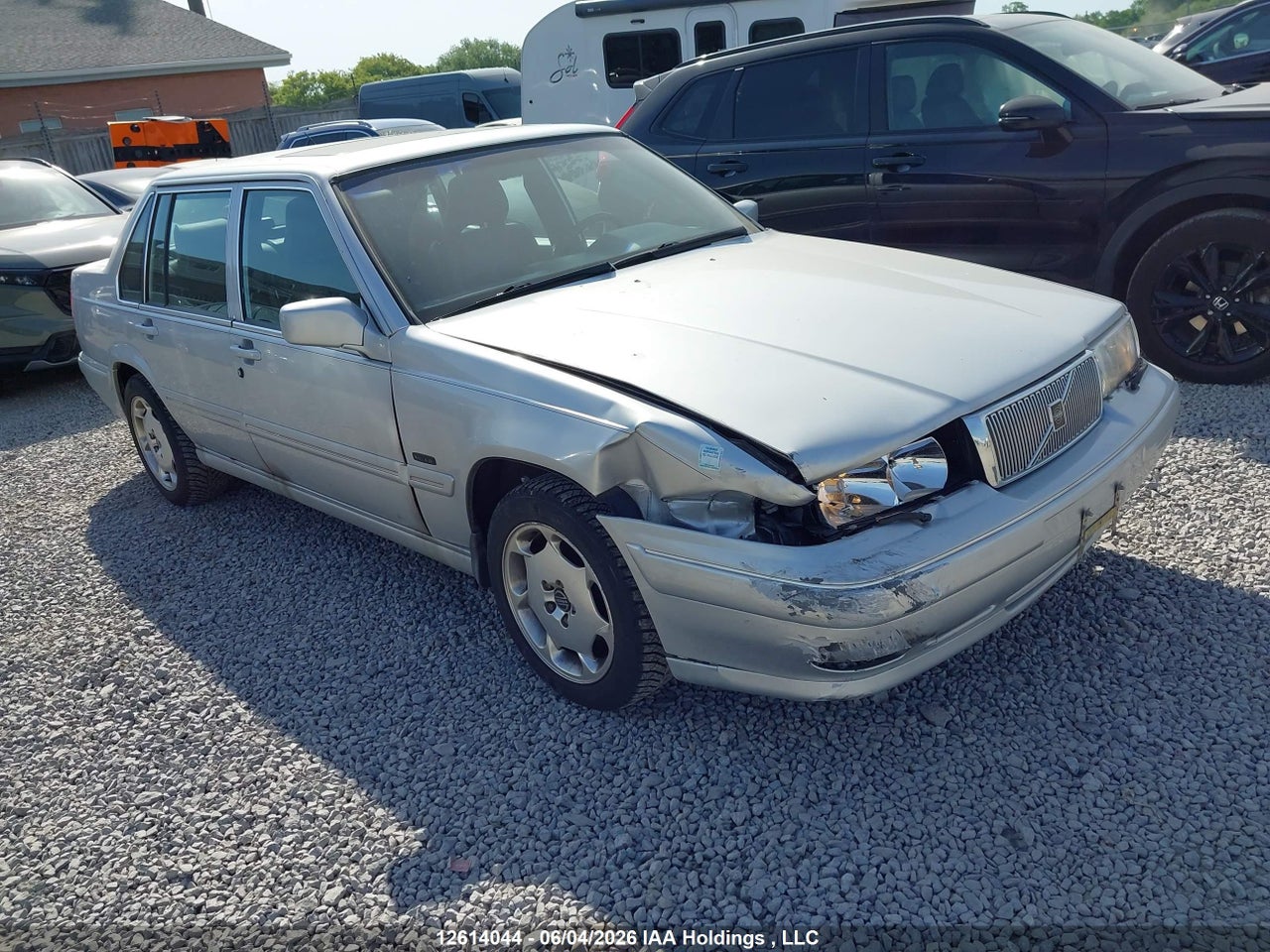 YV1KS9608W1134668 · 1998 VOLVO S90