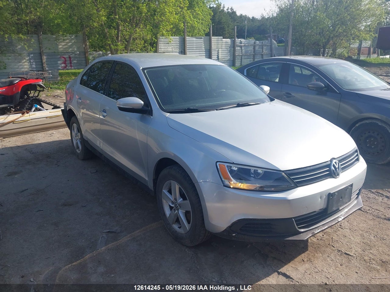 3VWDX7AJ5DM364654 · 2013 VOLKSWAGEN JETTA SE