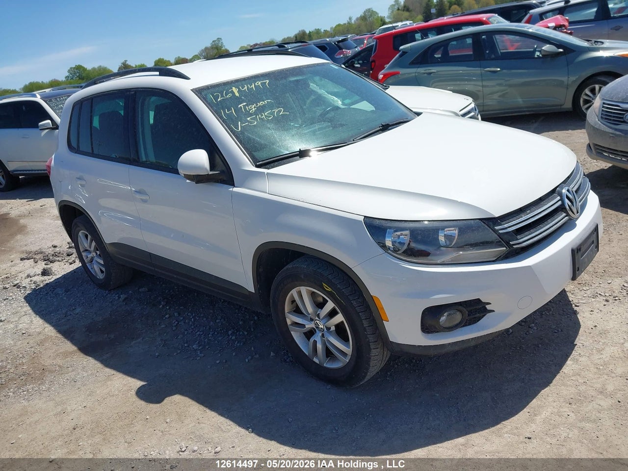WVGJV3AX1EW514572 · 2014 VOLKSWAGEN TIGUAN S/SE/SEL/R-LINE