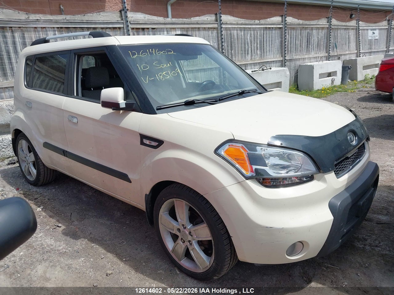 KNDJT2A21A7185109 · 2010 KIA SOUL +/!/SPORT