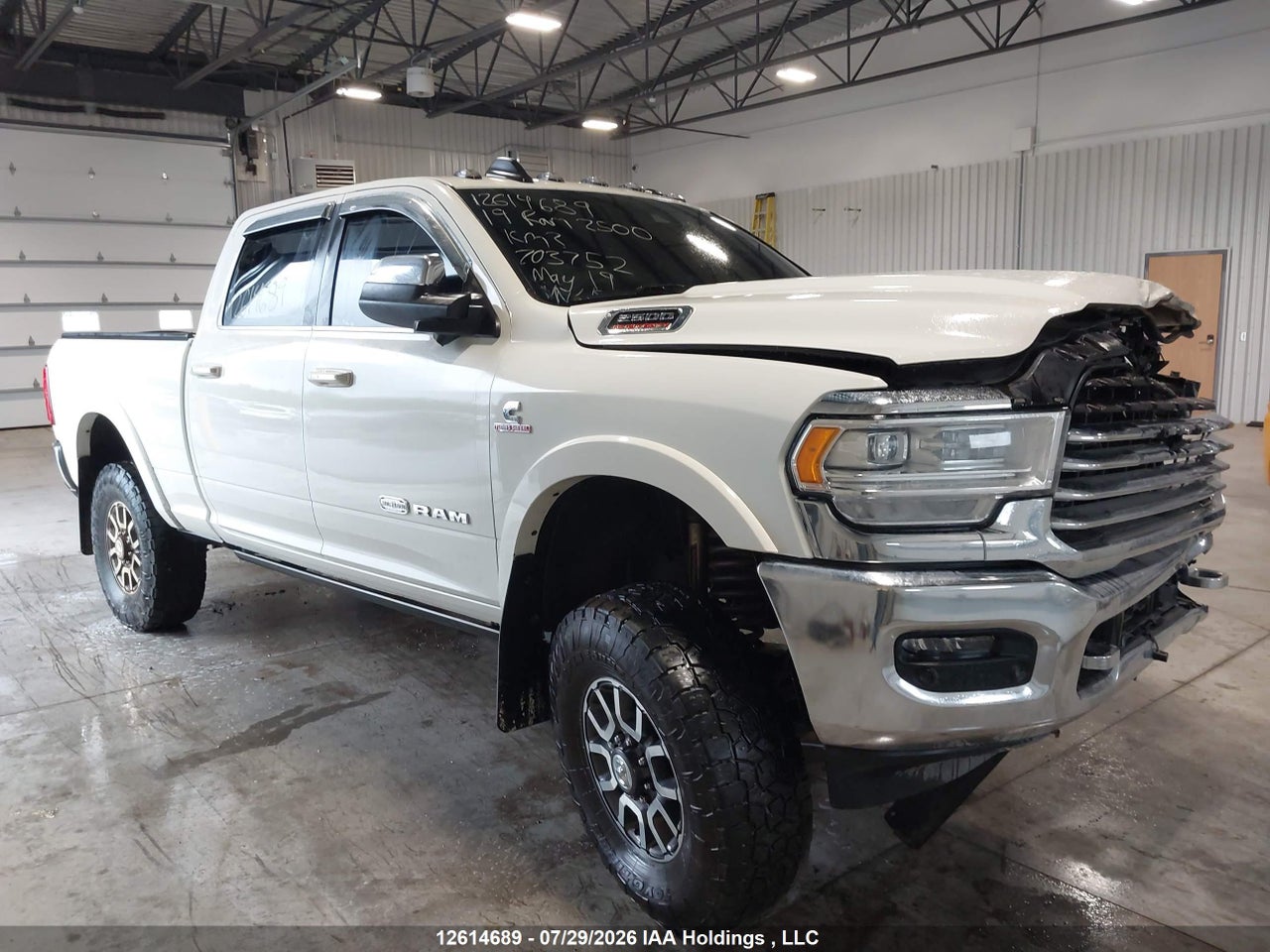3C6UR5GL7KG703752 · 2019 RAM 2500 LONGHORN