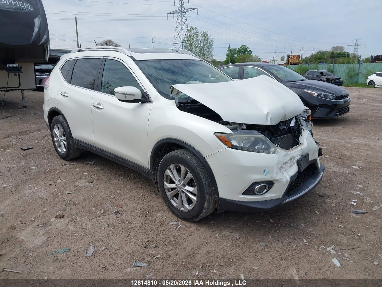5N1AT2MT6FC801112 · 2015 NISSAN ROGUE S/SL/SV