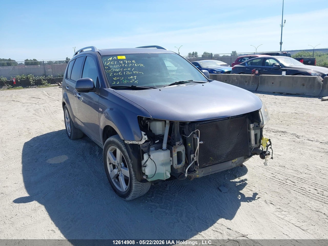 JA4MT41X57Z601061 · 2007 MITSUBISHI OUTLANDER XLS