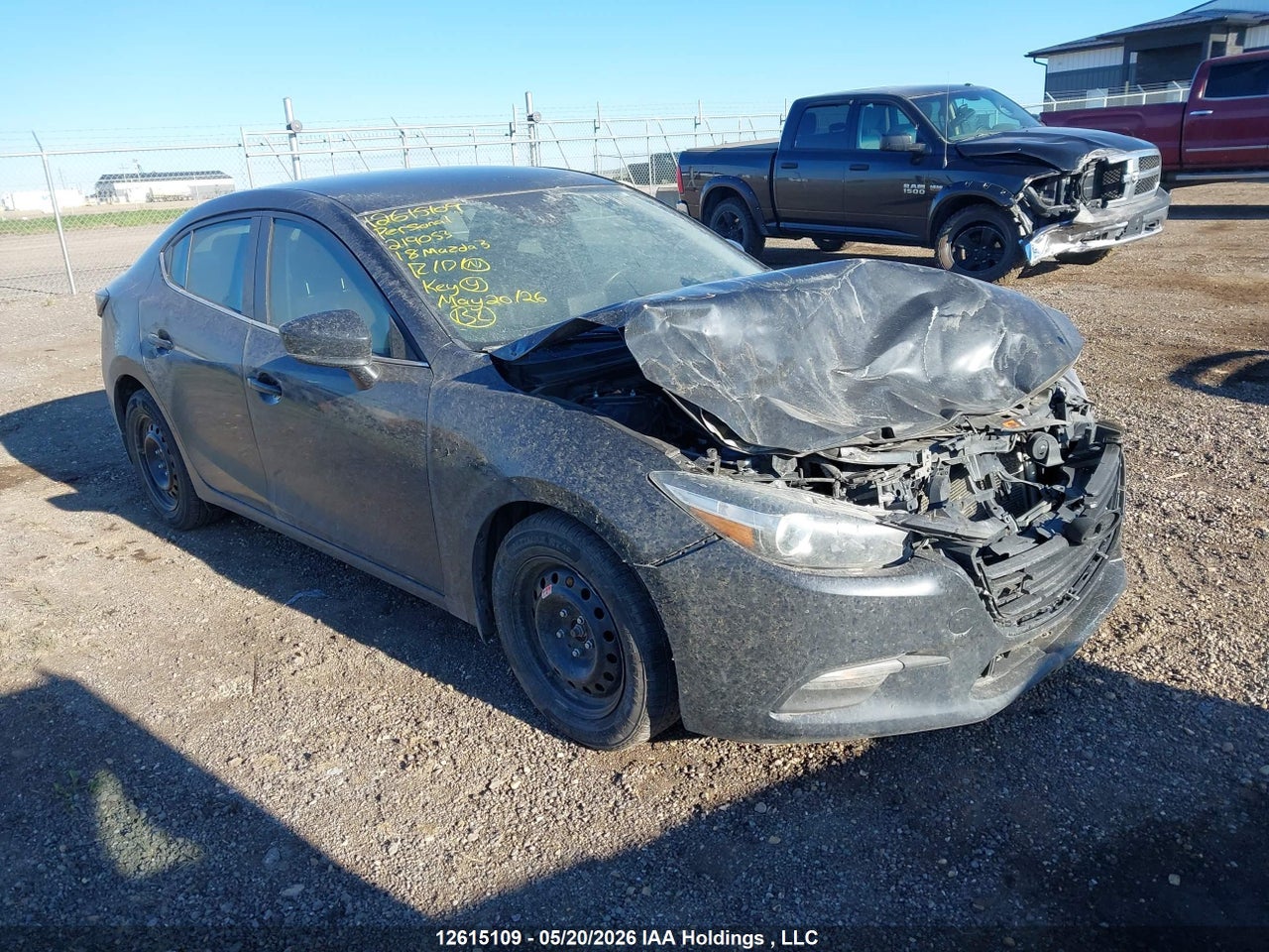3MZBN1V75JM219053 · 2018 MAZDA 3 GS