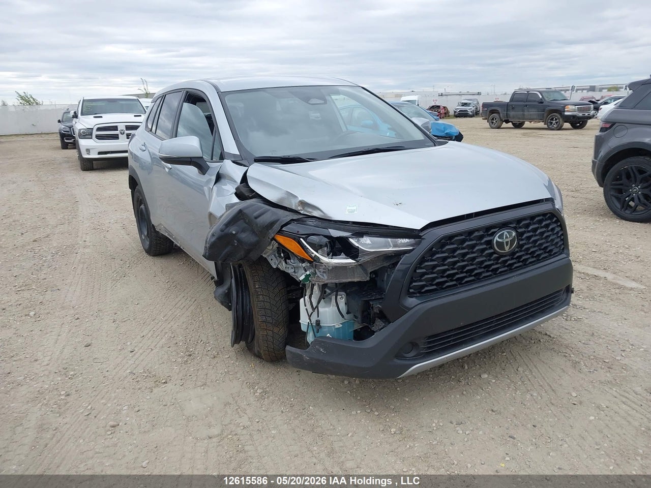 7MUCAABG4RV116554 · 2024 TOYOTA COROLLA CROSS LE