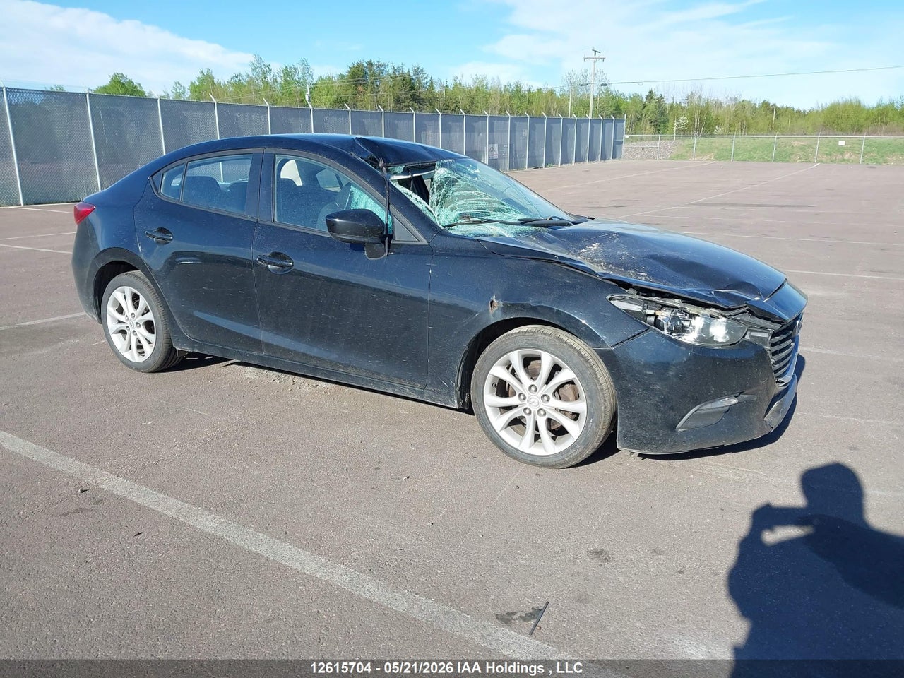 JM1BN1U76H1****** · 2017 MAZDA MAZDA3 GX