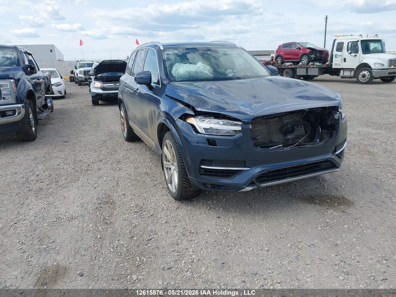 YV4BR0PL2J1201809 · 2018 VOLVO XC90 HYBRID T8 INSCRIPTION