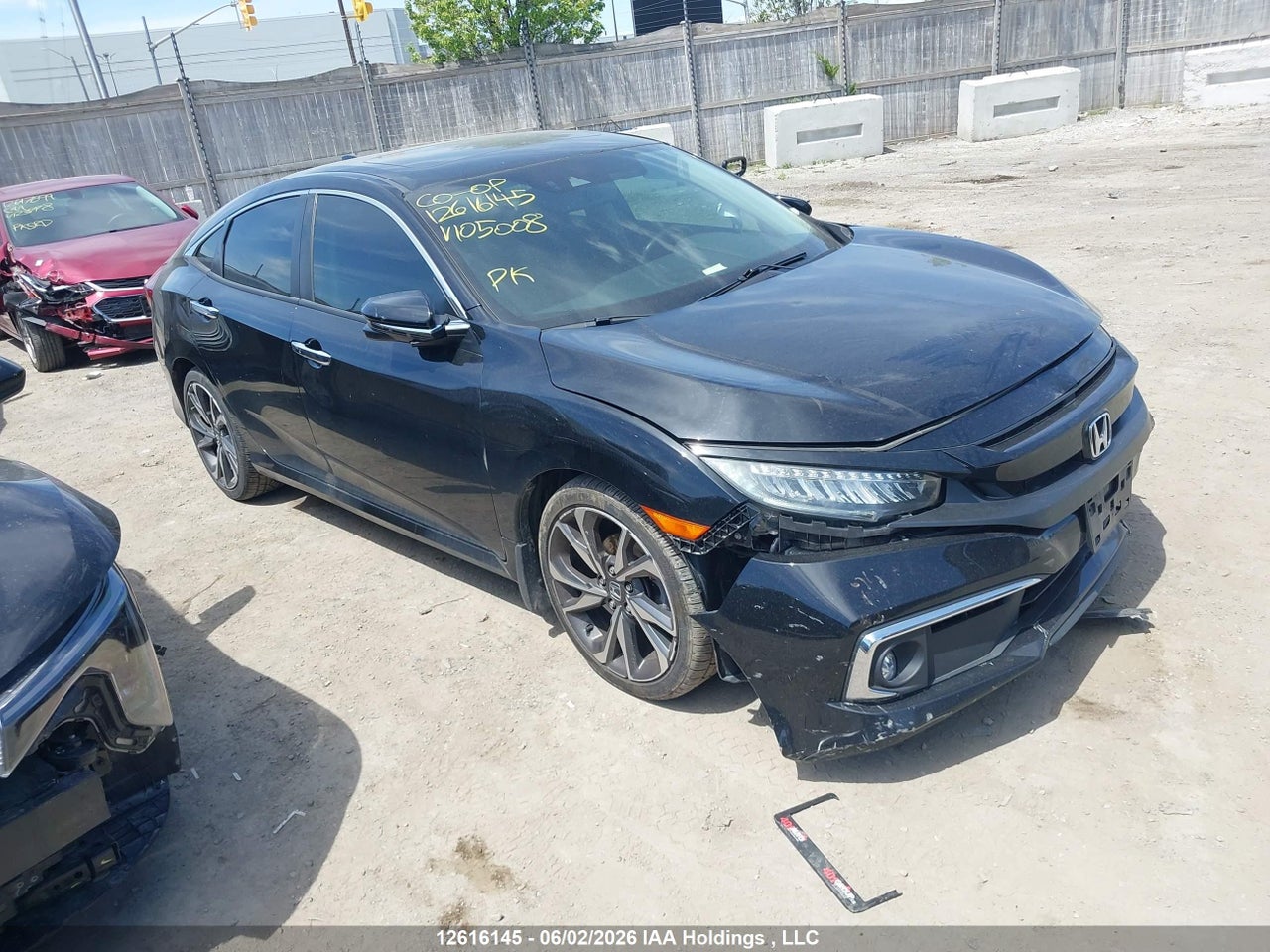 2HGFC1F94LH105008 · 2020 HONDA Civic touring