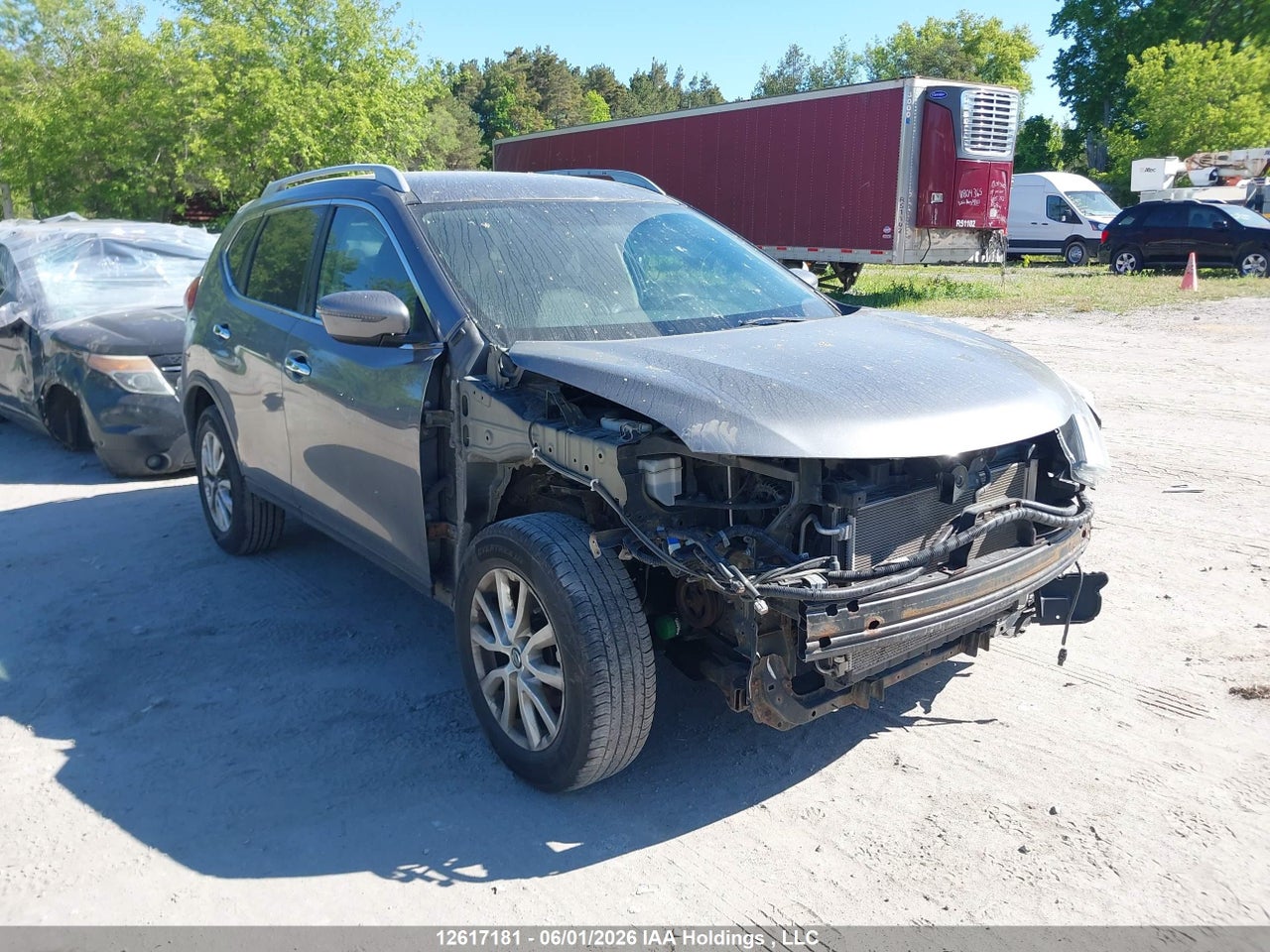 5N1AT2MV7HC795115 · 2017 NISSAN ROGUE SV/SL