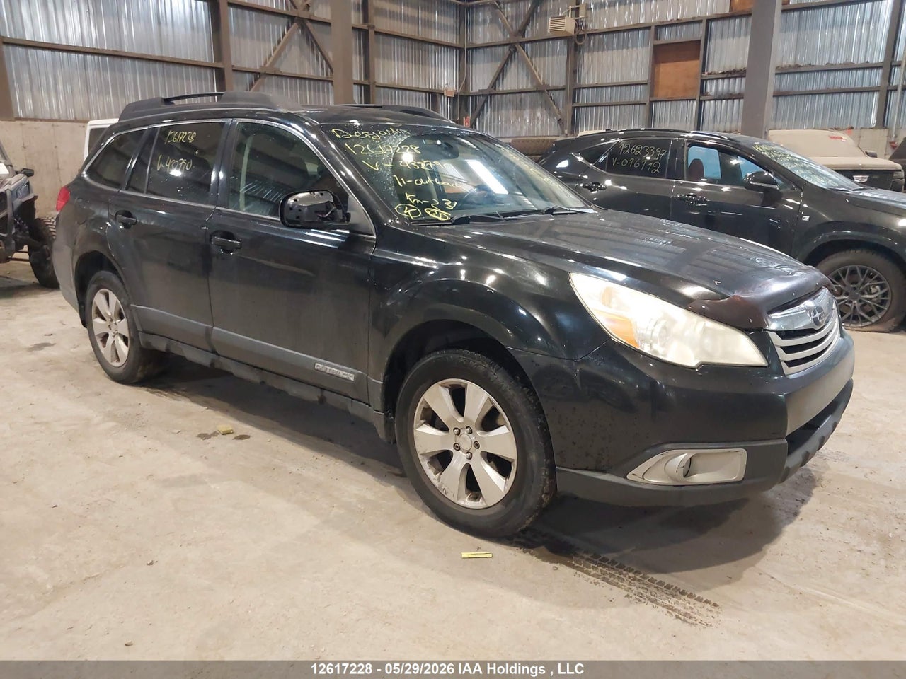 4S4BRJKC1B2432790 · 2011 SUBARU OUTBACK 3.6R LIMITED
