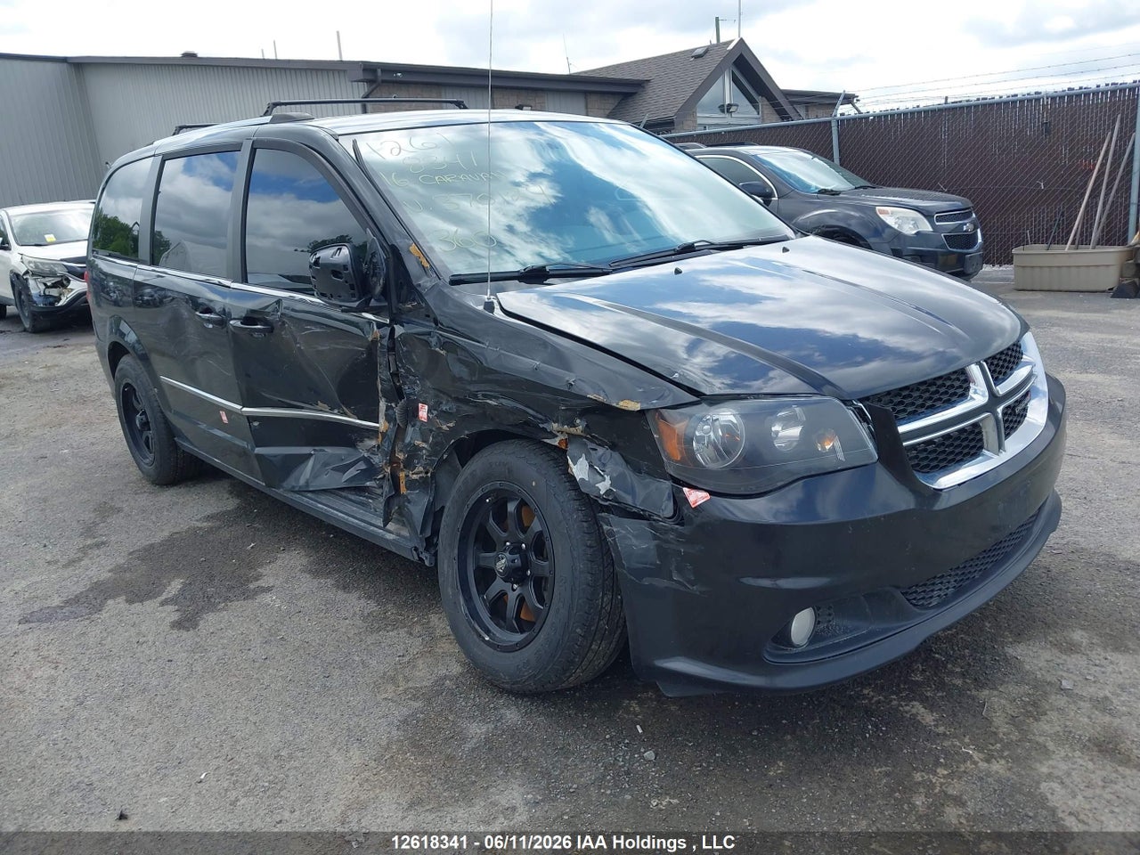 2C4RDGDG8GR370124 · 2016 DODGE GRAND CARAVAN CREW