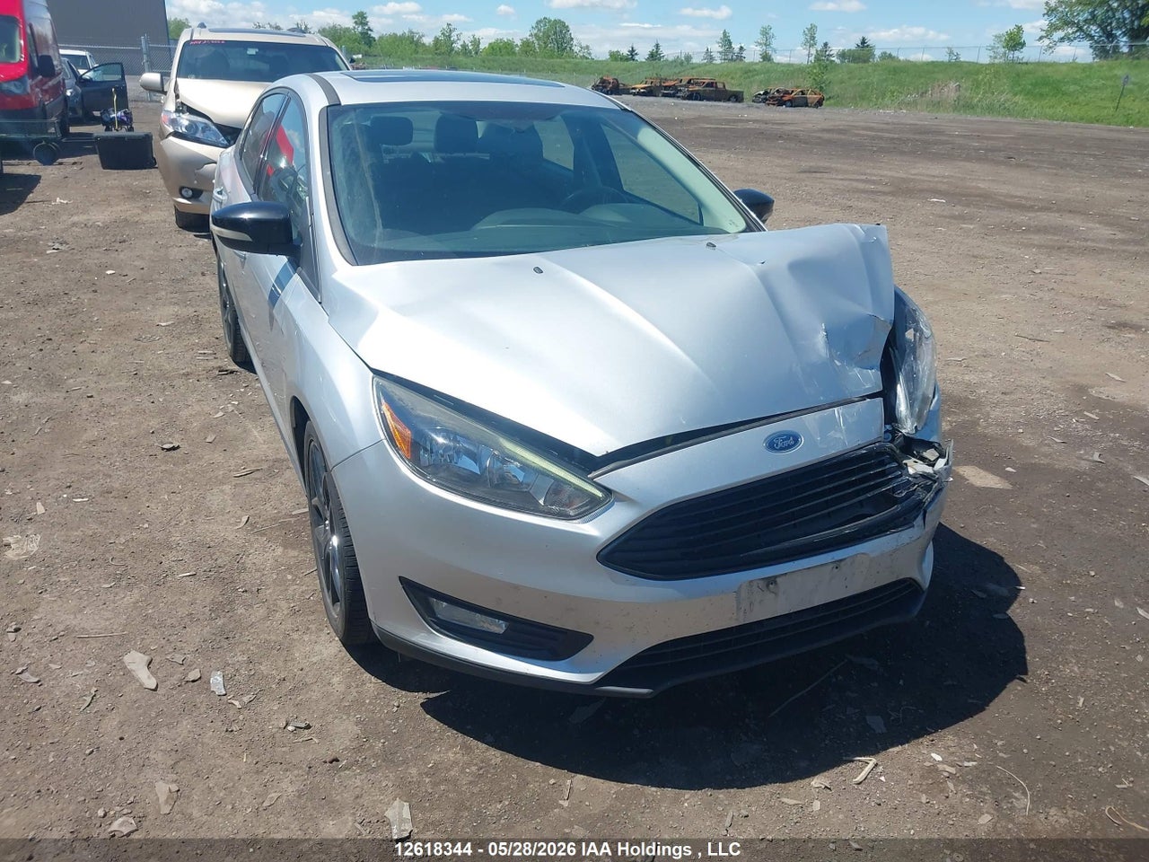 1FADP3H25HL233814 · 2017 FORD FOCUS SEL