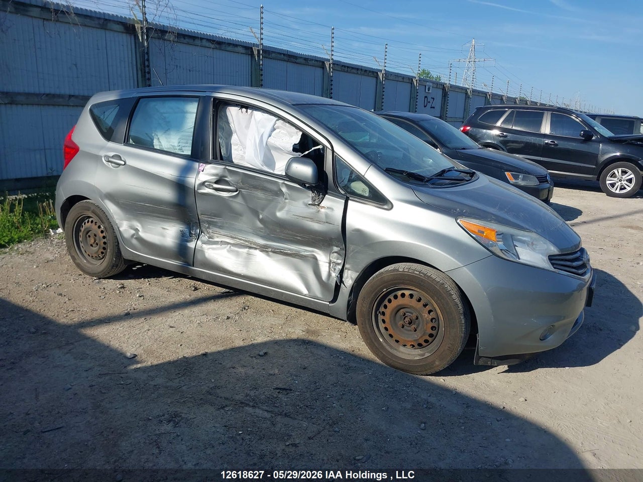 3N1CE2CP5EL407960 · 2014 NISSAN VERSA NOTE 1.6 S/1.6 SL/1.6 SV