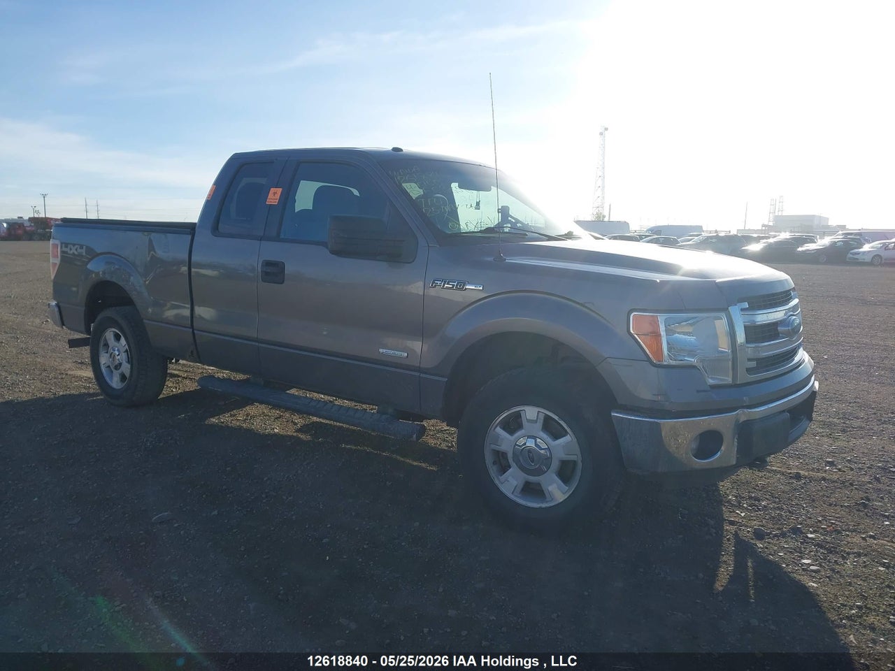 1FTFX1ET8EKF63856 · 2014 FORD F-150 XLT