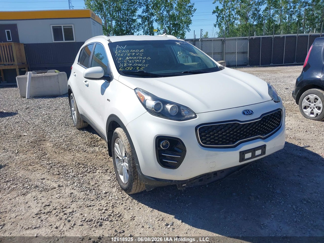 KNDPMCAC5K7545909 · 2019 KIA Sportage LX