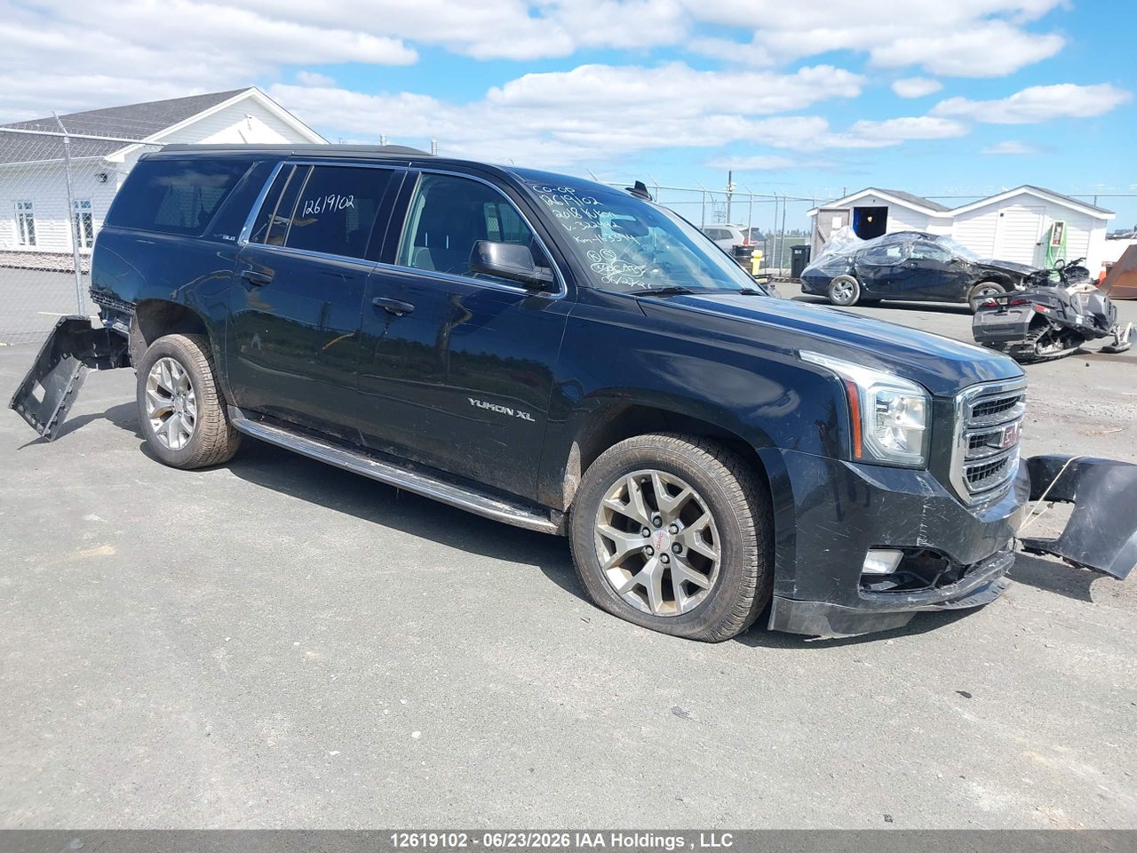 1GKS2FKC9JR322442 · 2018 GMC YUKON XL SLE