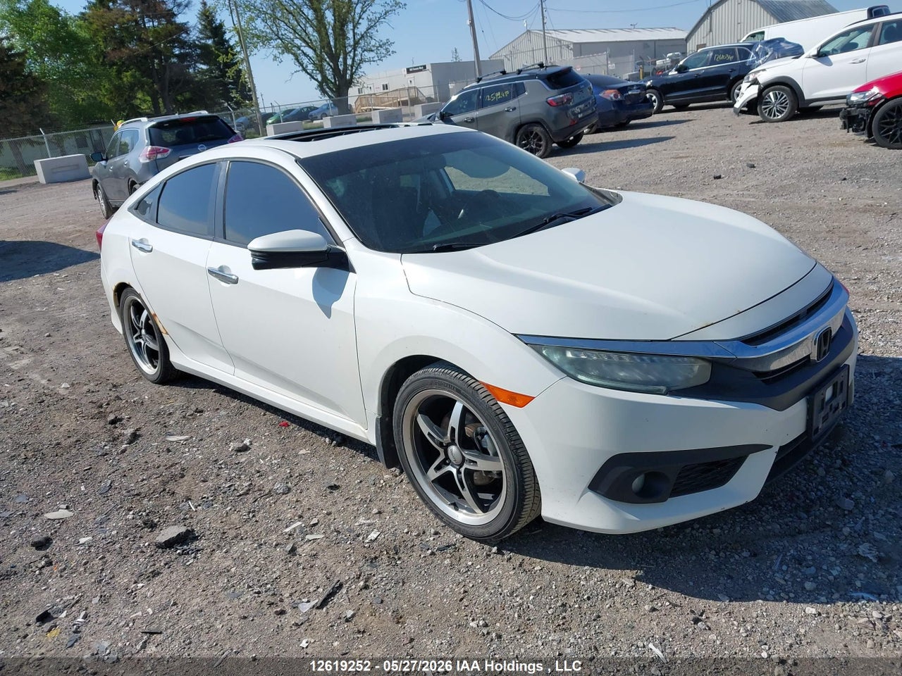 2HGFC1F93GH104762 · 2016 HONDA Civic touring