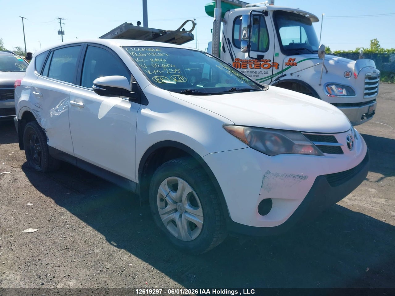 2T3ZFREV7EW112604 · 2014 TOYOTA RAV4 LE