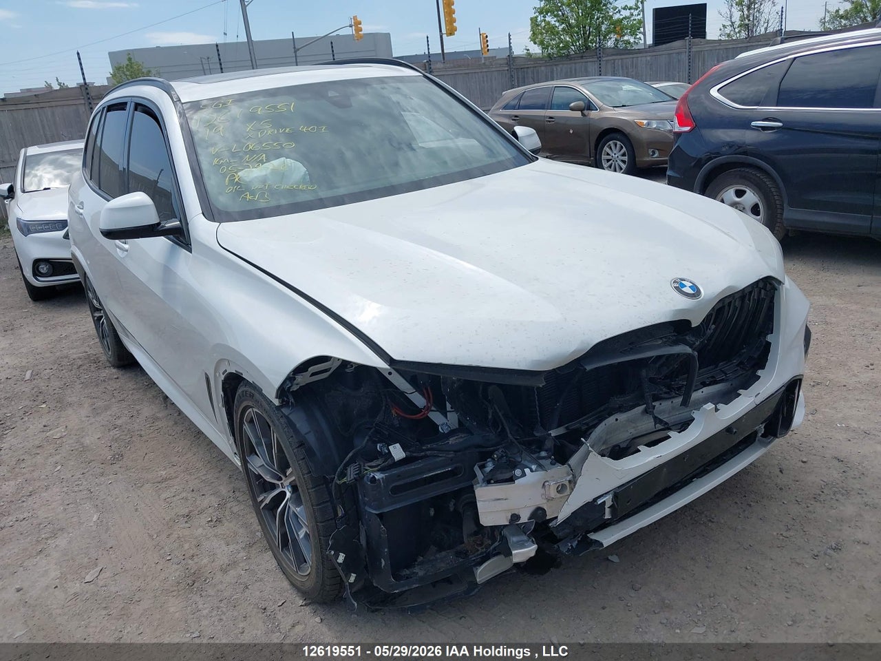 5UXCR6C50KLL06550 · 2019 BMW X5 XDRIVE40I