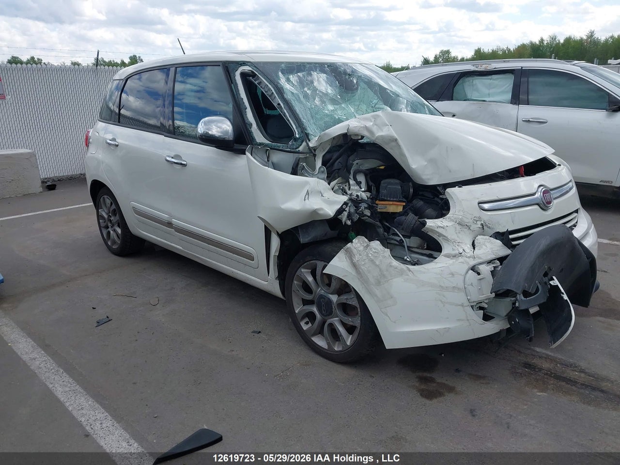 ZFBCFACHXEZ024895 · 2014 FIAT 500L LOUNGE