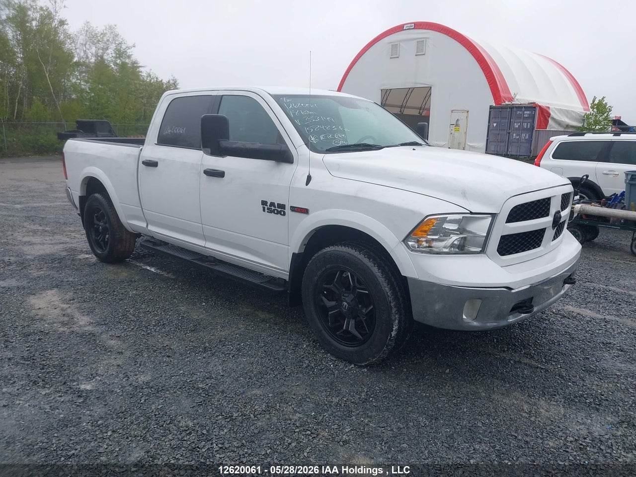 1C6RR7TM8JS353149 · 2018 RAM 1500 SLT