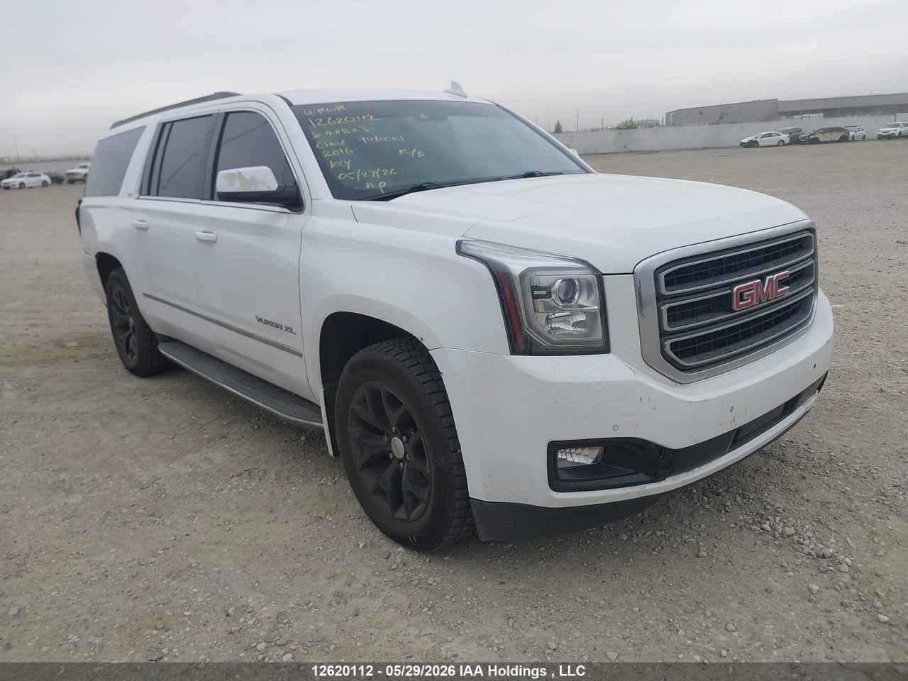 1GKS2GKC8GR411823 · 2016 GMC YUKON XL SLT