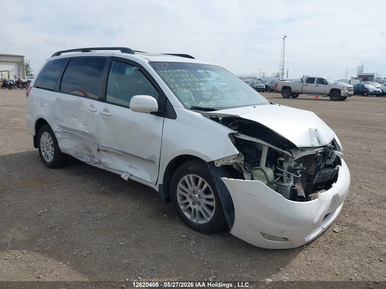 5TDBK22C28S011256 · 2008 TOYOTA SIENNA LIMITED