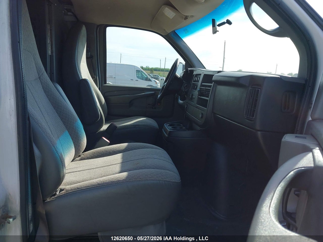 1GTW7FBA9E1117320 · 2014 GMC SAVANA G2500 · 5/18