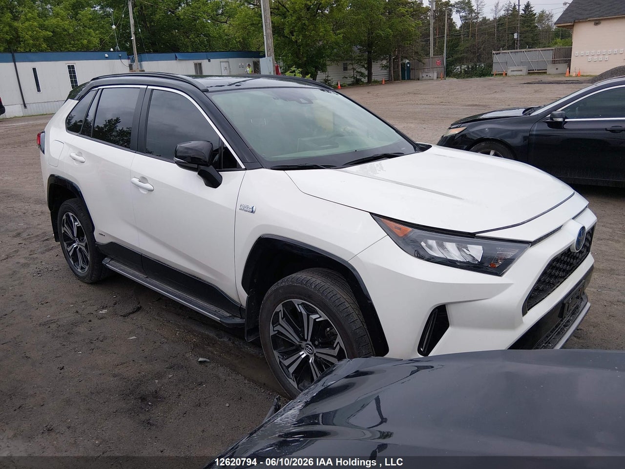 JTMGB3FV9ND107643 · 2022 TOYOTA RAV4 PRIME XSE
