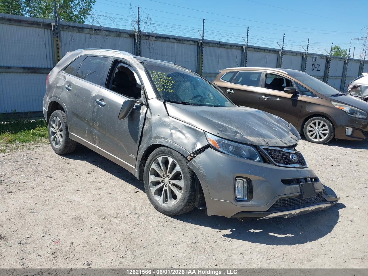 5XYKWDA78FG596519 · 2015 KIA SORENTO SX