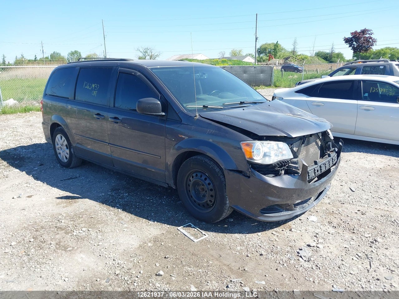 2C4RDGBG0FR734134 · 2015 DODGE GRAND CARAVAN SE/SXT