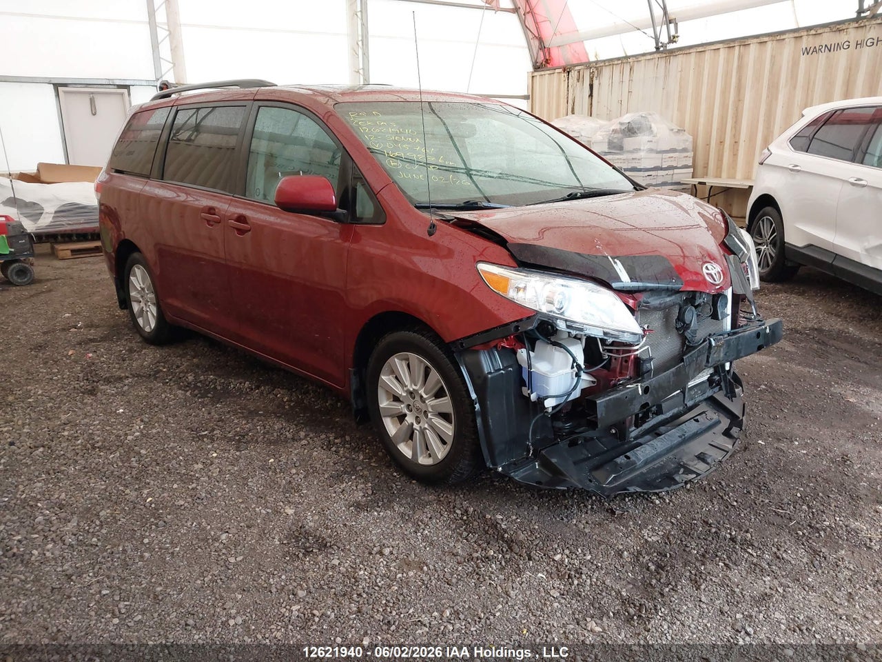 5TDDK3DC3CS045761 · 2012 TOYOTA SIENNA XLE/LIMITED