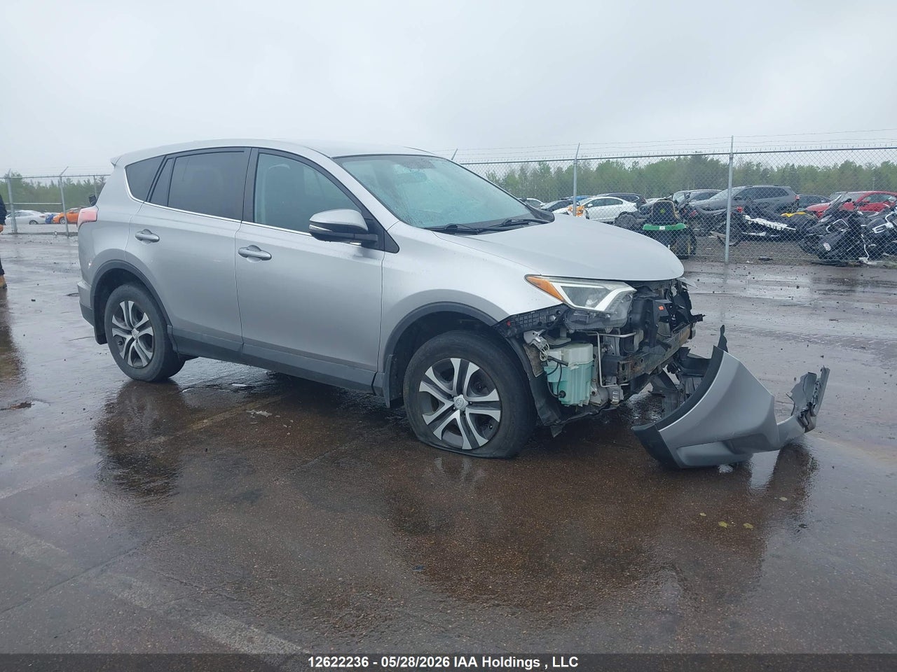 2T3BFREV8GW497921 · 2016 TOYOTA RAV4 LE