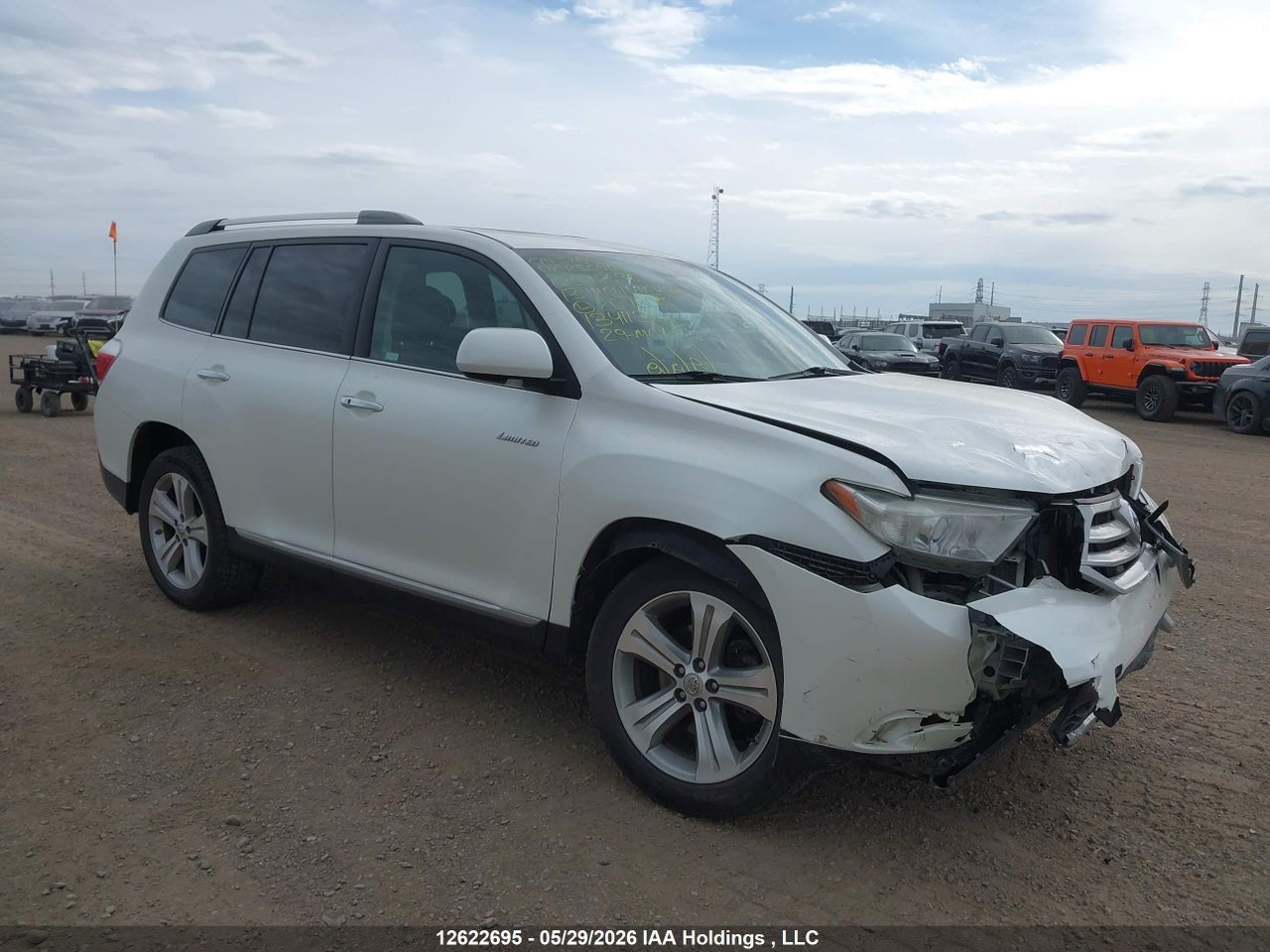 5TDDK3EH1DS207608 · 2013 TOYOTA HIGHLANDER LIMITED