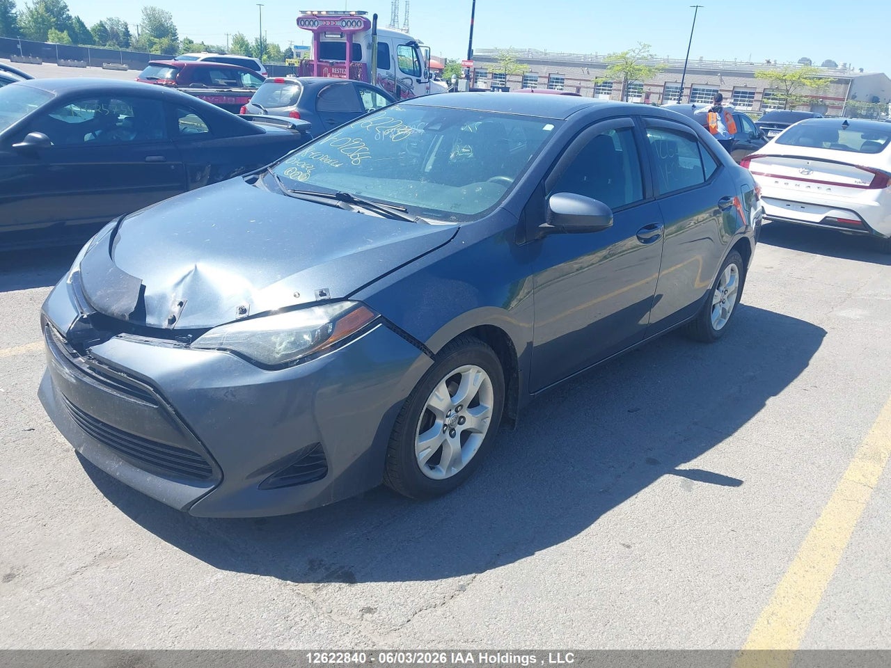 2T1BURHE1JC092566 · 2018 TOYOTA COROLLA · 2/21