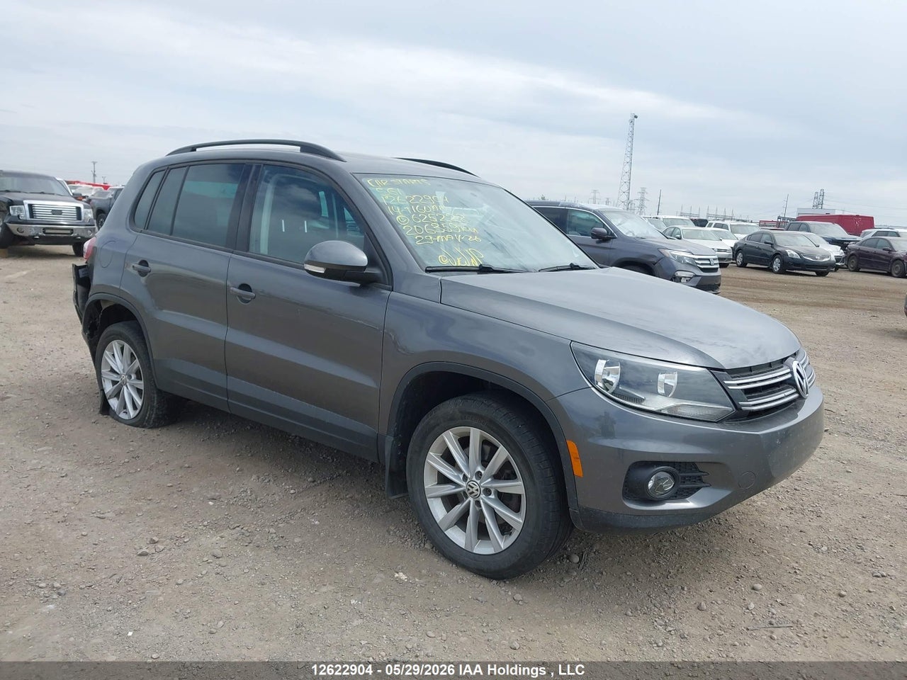 WVGJV3AX4EW625228 · 2014 VOLKSWAGEN TIGUAN S/SE/SEL/R-LINE