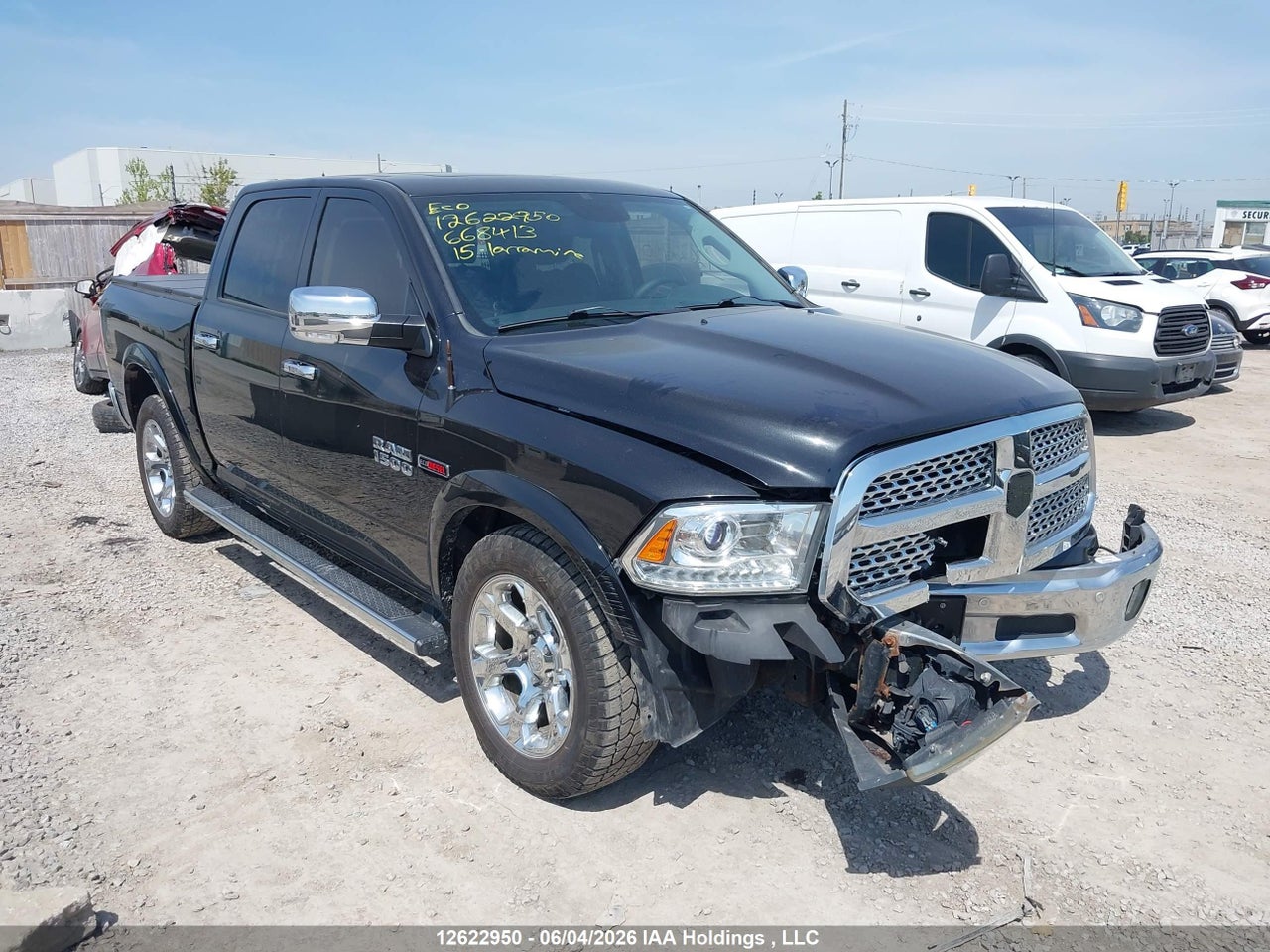 1C6RR7NM1FS668413 · 2015 RAM 1500 LARAMIE