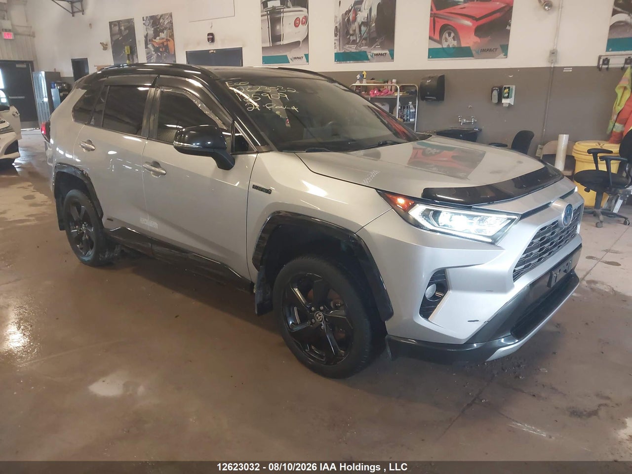 2T3RWRFVXMW125909 · 2021 TOYOTA RAV4 HYBRID XLE